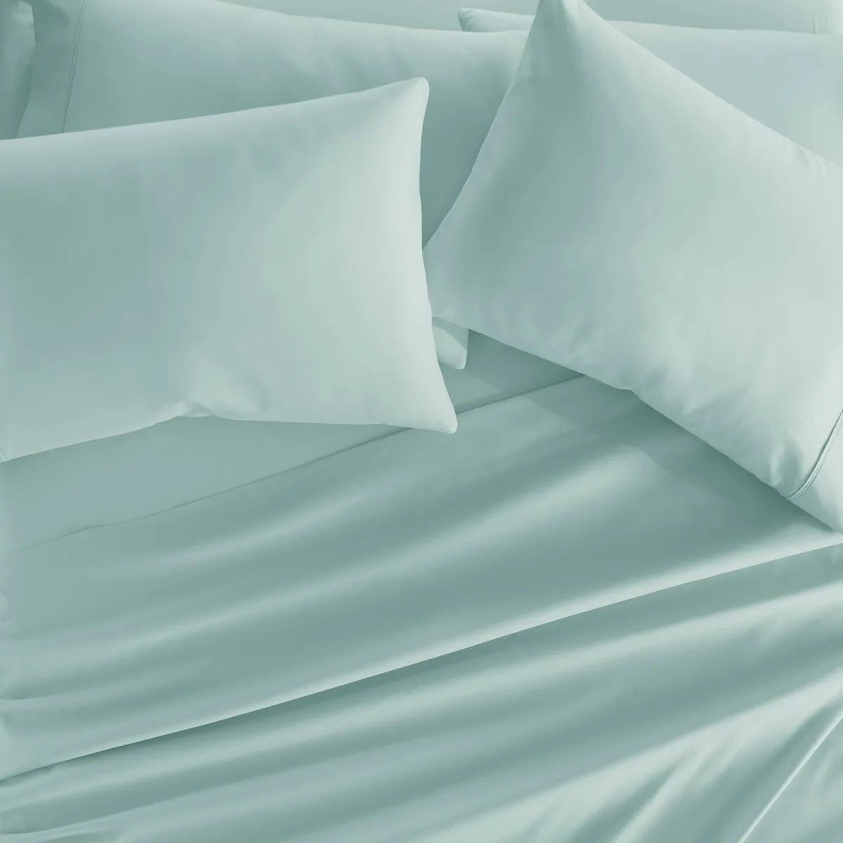 Bettlaken-Set von ienjoy Home auf einem Bett